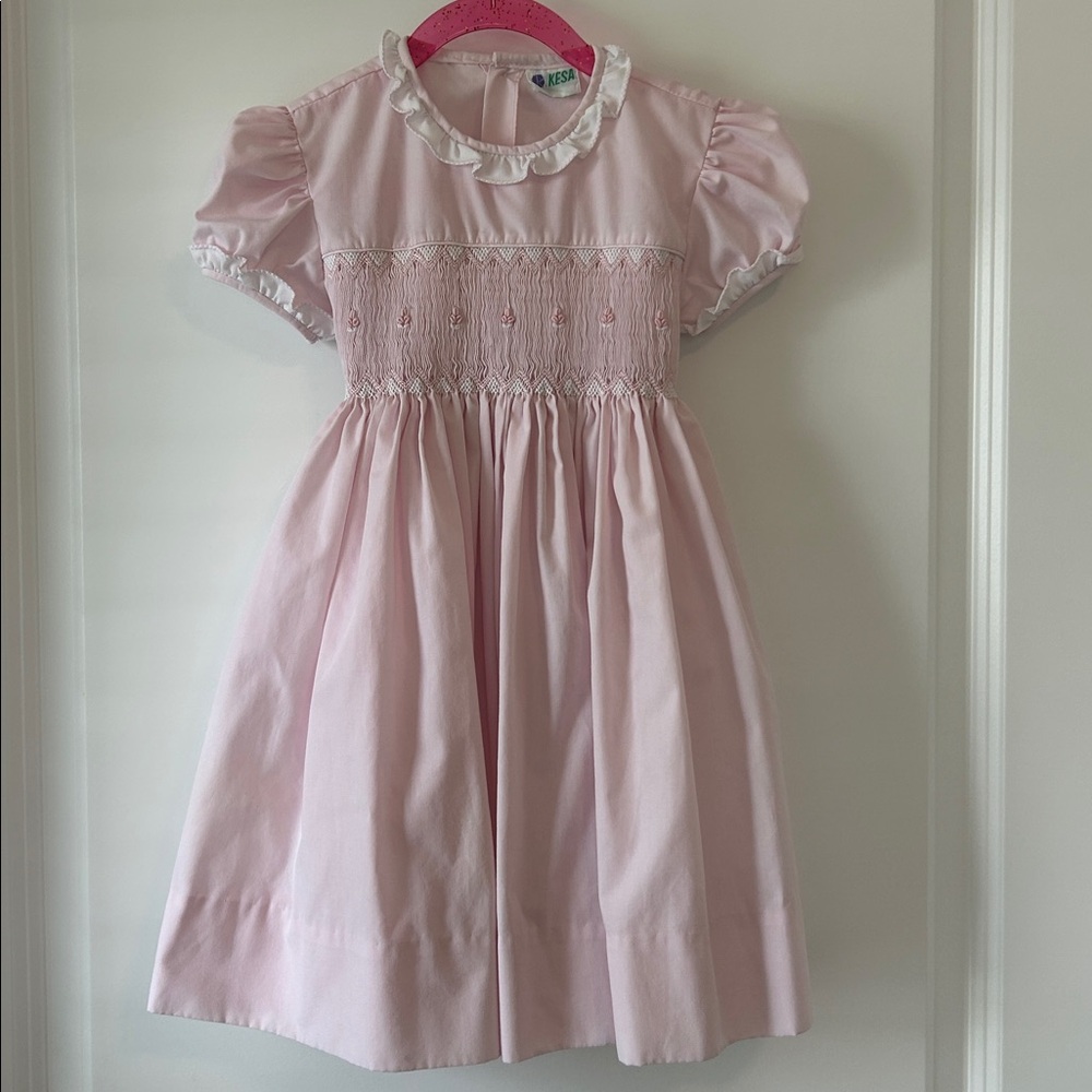 Vintage‎ Pink Smocked Dress with Puff Sleeves Ruffle Collar  Size 5